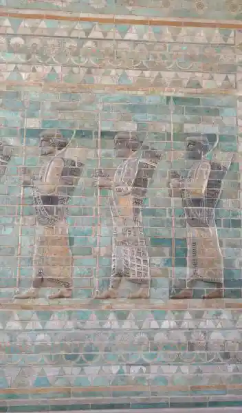 Lancers, detail from the archers' frieze in Darius' palace in Susa